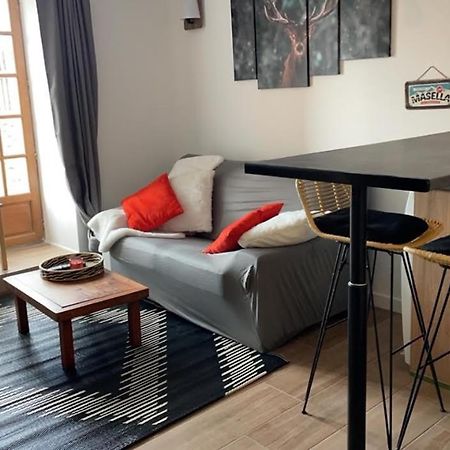 Appartement Avec Chambre Ouverte Bourg-Madame Εξωτερικό φωτογραφία